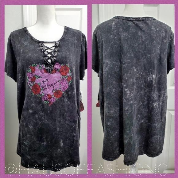 TORRID BETSEY JOHNSON Heart Lace-Up Black Mineral Wash Tee! NWT! - Picture 6 of 7